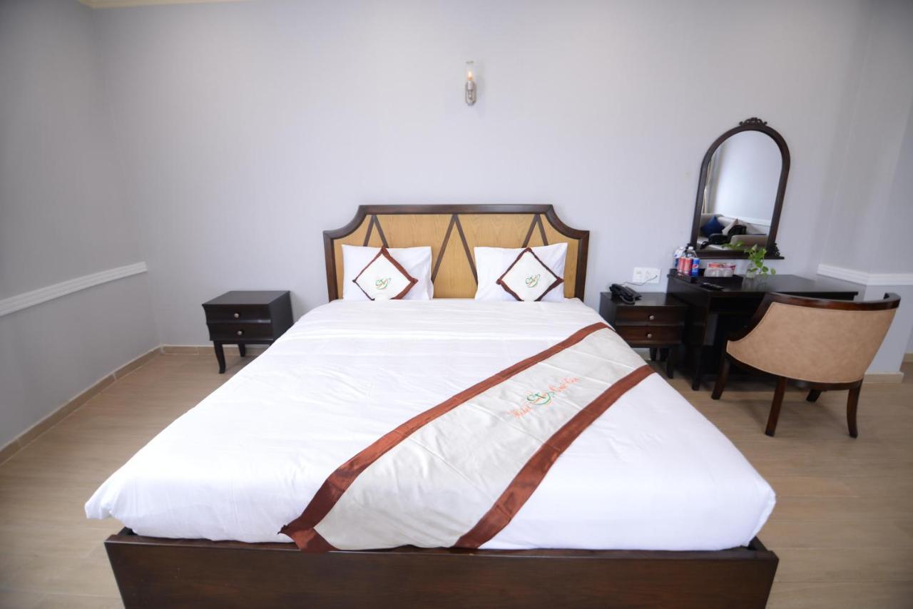 Que Toi Hotel Sóc Trăng Ngoại thất bức ảnh